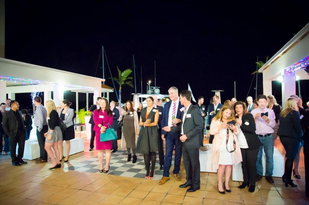 Hope Harbour Hotel Gold Coast Exterior foto